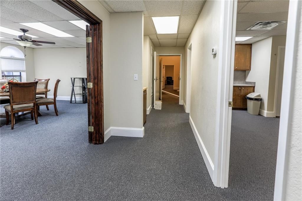 1300 London, Bowie, TX 76230